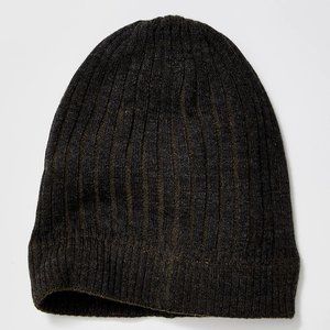 Free People Black Ribbed Knit Beanie// NWT